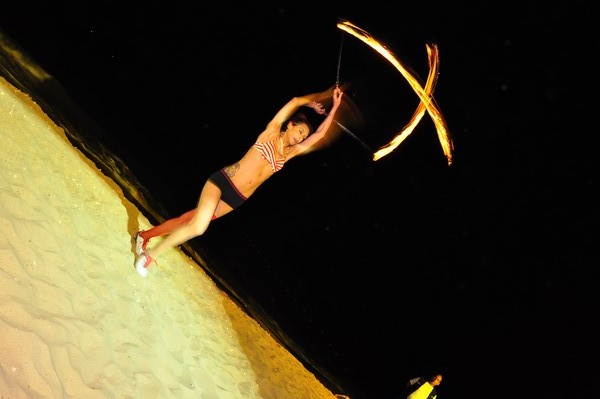 Night Beach Party @ Edde Sands